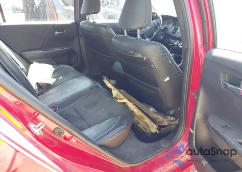 2016 Honda Accord Sport z USA, uszkodzony, nr VIN 1HGCR2F57GA067038